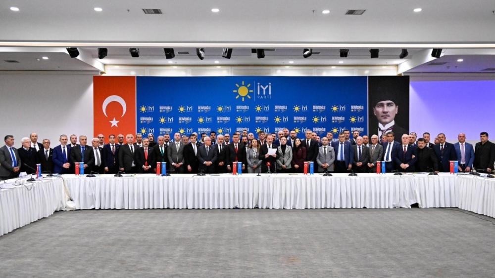 İYİ PARTİ’DEN İMAMOĞLU’NA TAM DESTEK: “SUSMAYACAĞIZ, KORKMAYACAĞIZ, BOYUN EĞMEYECEĞİZ”